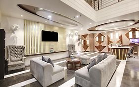 Hotel All Iz Well - Just A Min Away From New Delhi Railway Station